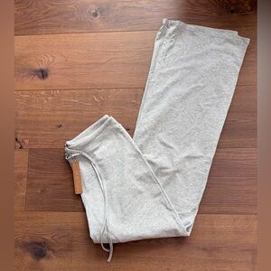 Skims NWT pants